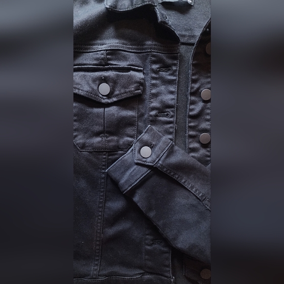 Kut from the Kloth Black Jean Jacket - Picture 7 of 7